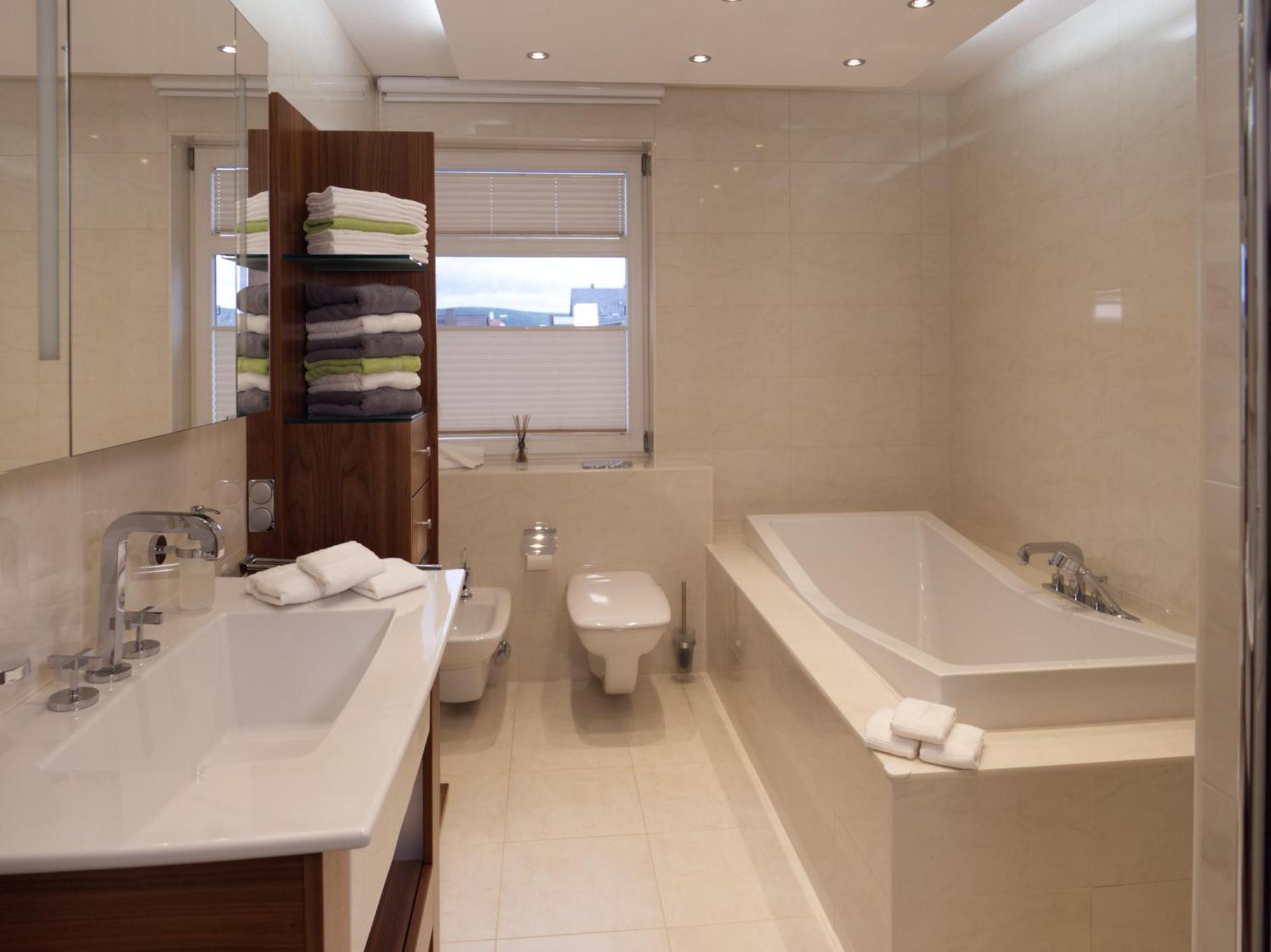 Thueringenapartments Boulevard Xxl 5-7 Personen Saalfeld Saale Buitenkant foto